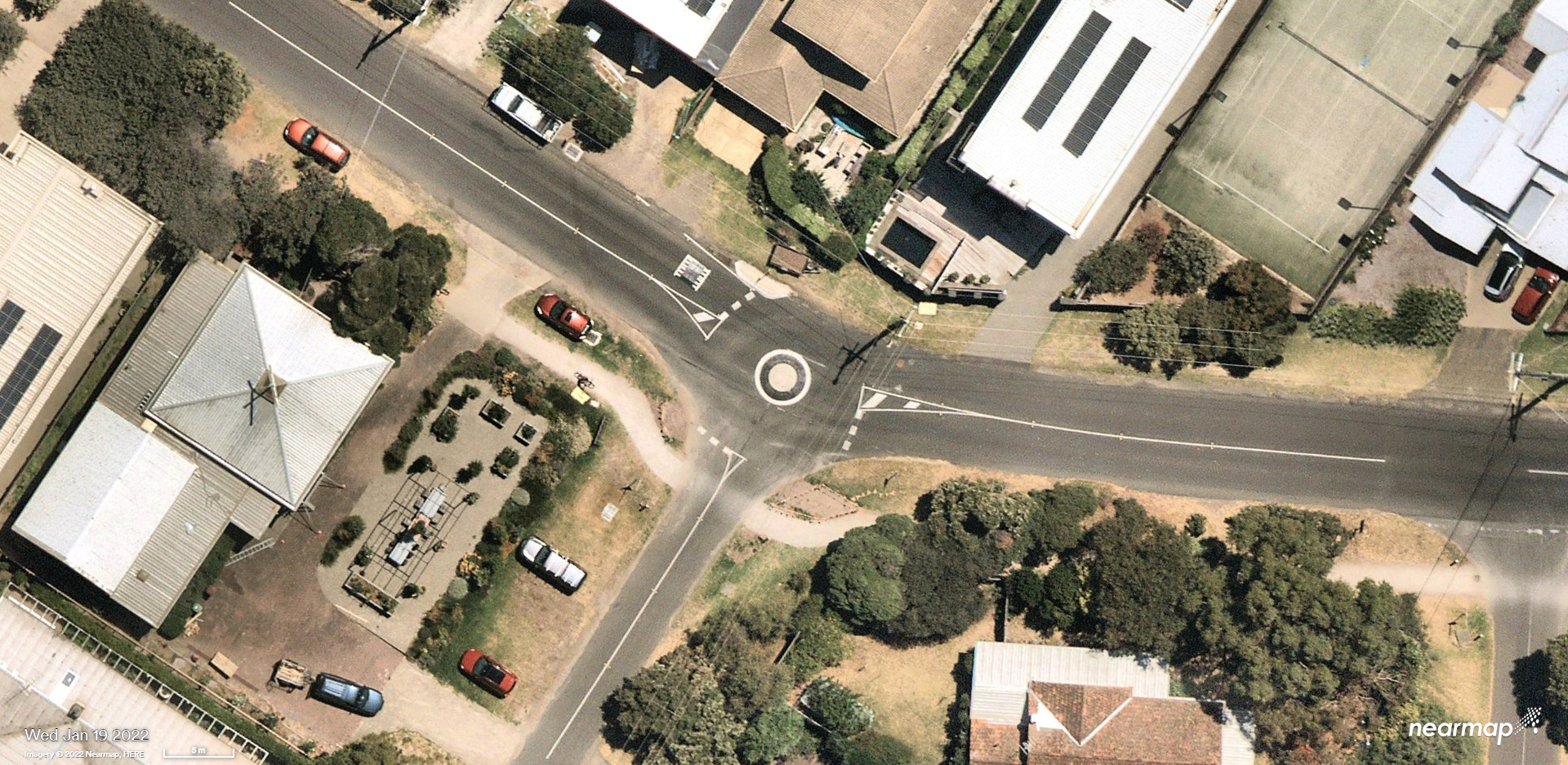 Zoomed satellite image of temporary roundabout on Kirk Road