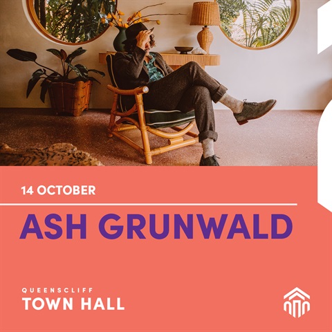 Ash Grunwald performs at Queenscliff Town Hall