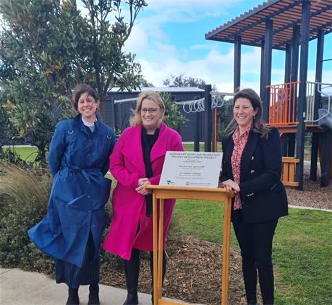 Queenscliff-Sport-and-Recreation-Precinct-Plaque-unveiling.png